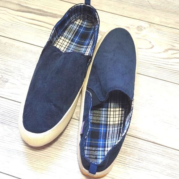 (6-0331)  🔥3/$20🔥 Minimalist Slip on Canvas Sneakers Size 10 - Picture 9 of 9